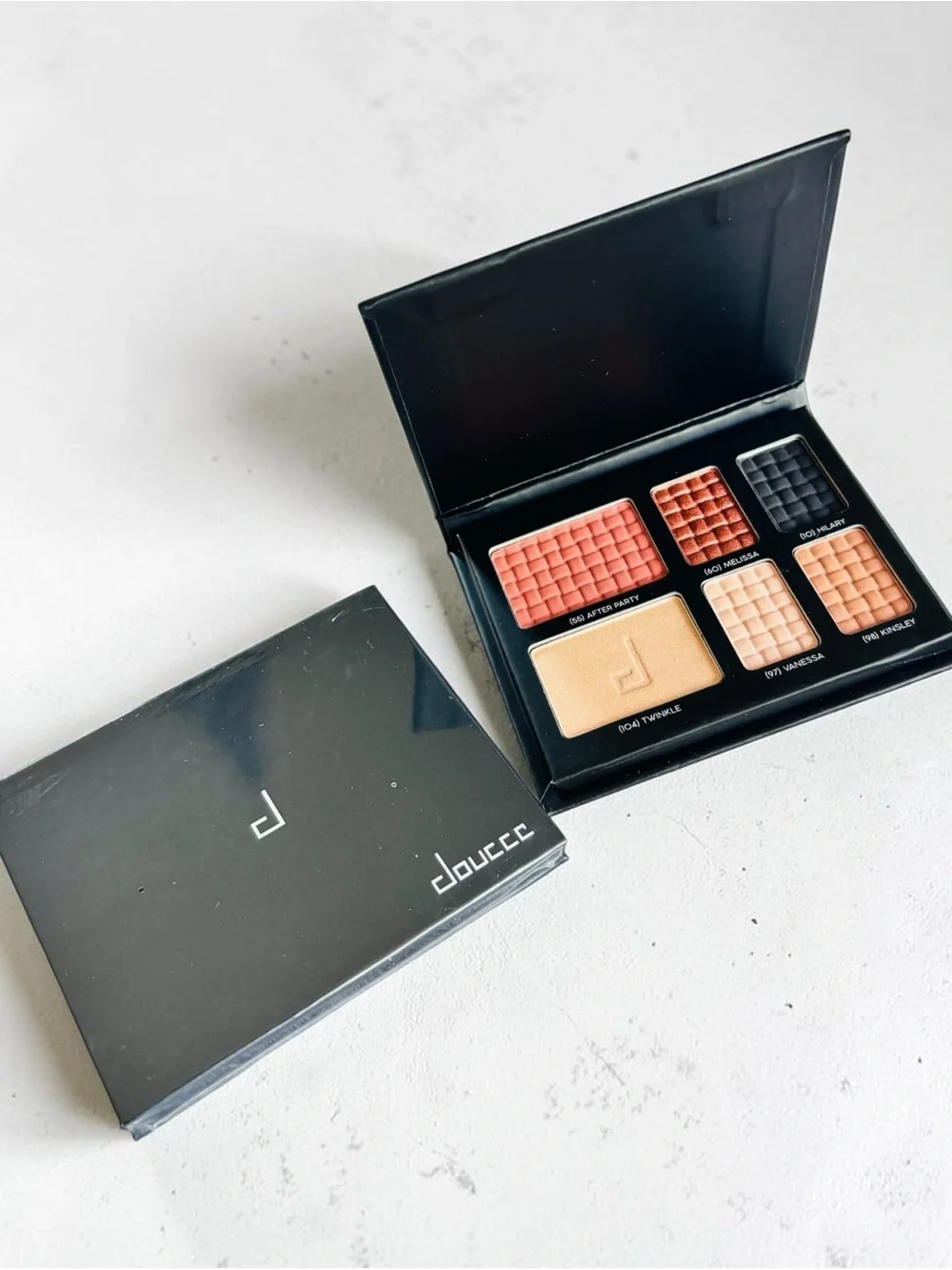NWT Doucce Eyeshadow palate